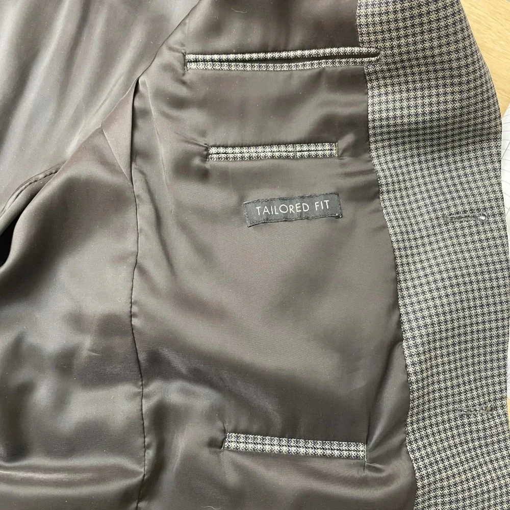 Jos A Bank Travelers Collection Wool Sport Coat 42L Grey Houndstooth‎ Blazer